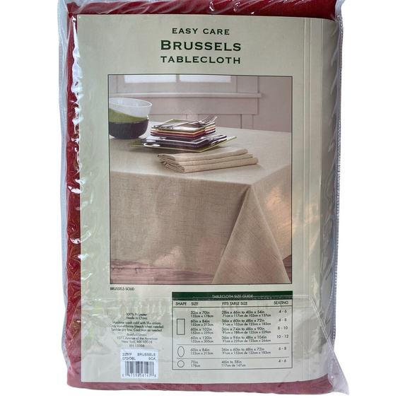 Brussels Easy Care Rectangle Tablecloth 100% Polyester Dark Red Seats 4-6 NEW - Picture 4 of 7